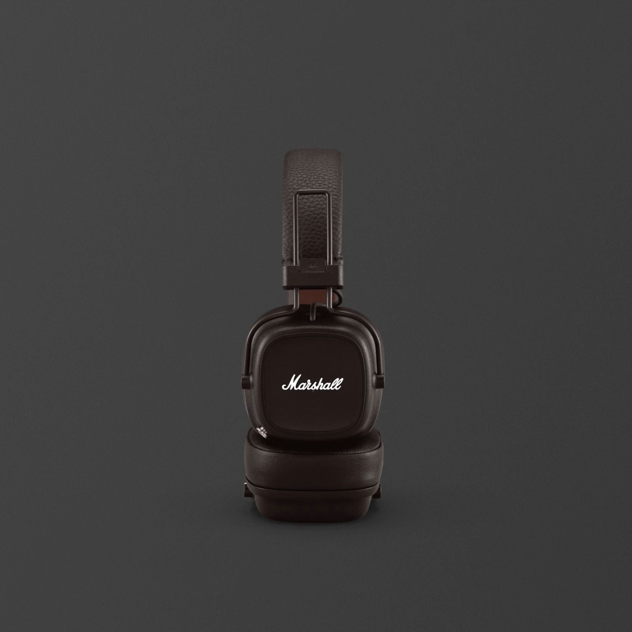 Marshall Major IV On-Ear Wireless Headphones, Foldable Design, 80 Hours of Wireless Play Time, Bluetooth Multipoint Connectivity, Fast & Wireless Charging, Bluetooth Version 5.0, 3 Hours Charging Time, 10 m Bluetooth Range - Brown