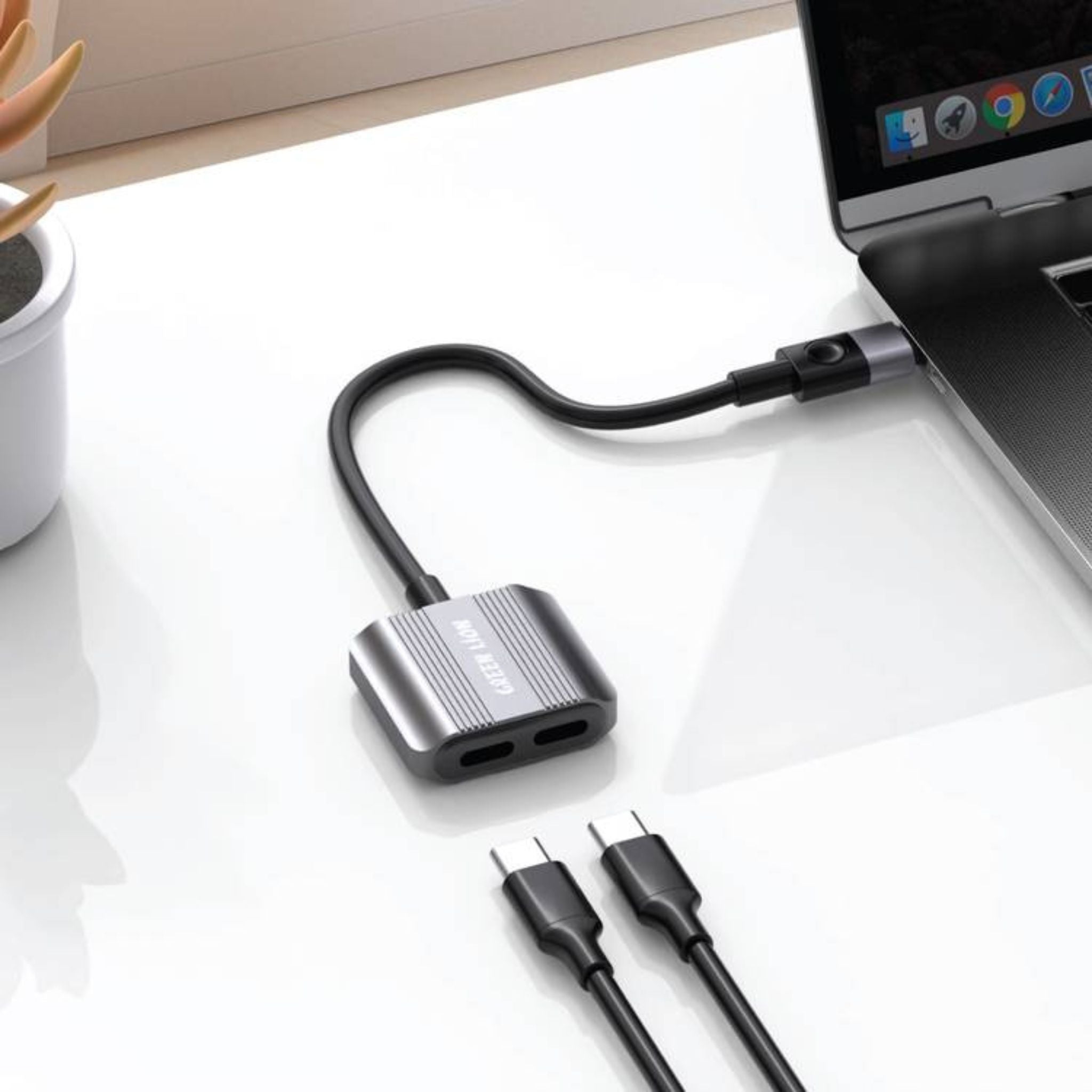 Green Lion 2-in-1 Splitter Adapter Type-C to Dual Type-C, 12 cm, Aluminum Alloy & TPE, 5 V / 2.4 A, 12W Charging Output, Anti-Scratch and Rust-Resistant, Good Heat Dissipation, Call, Music, Charging, Remote Control - Black / Silver